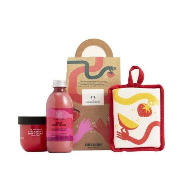 The Body Shop Soak & Slather Berry Bath Set