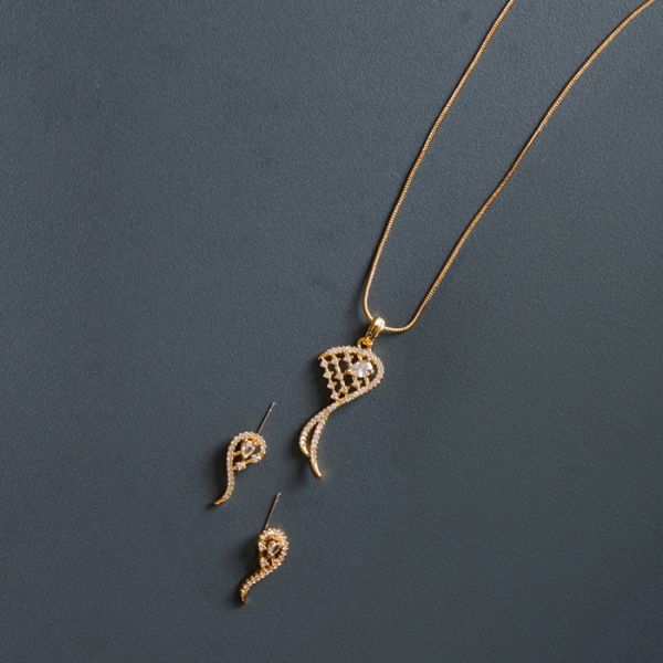 Boddess White Lattice Pendant Set (4N)