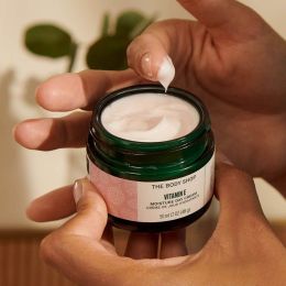 The Body Shop Vitamin E Moisture Cream(50ml)