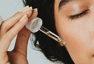 Unlocking the Secrets of Festive Beauty: 6 Skincare Steps for Your Most Radiant Skin