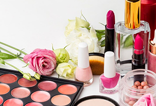 The Ultimate Bridal Trousseau Checklist: Your Complete Guide to Flawless Bridal Makeup