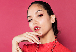 Decode the easy Party looks to slay this Christmas.